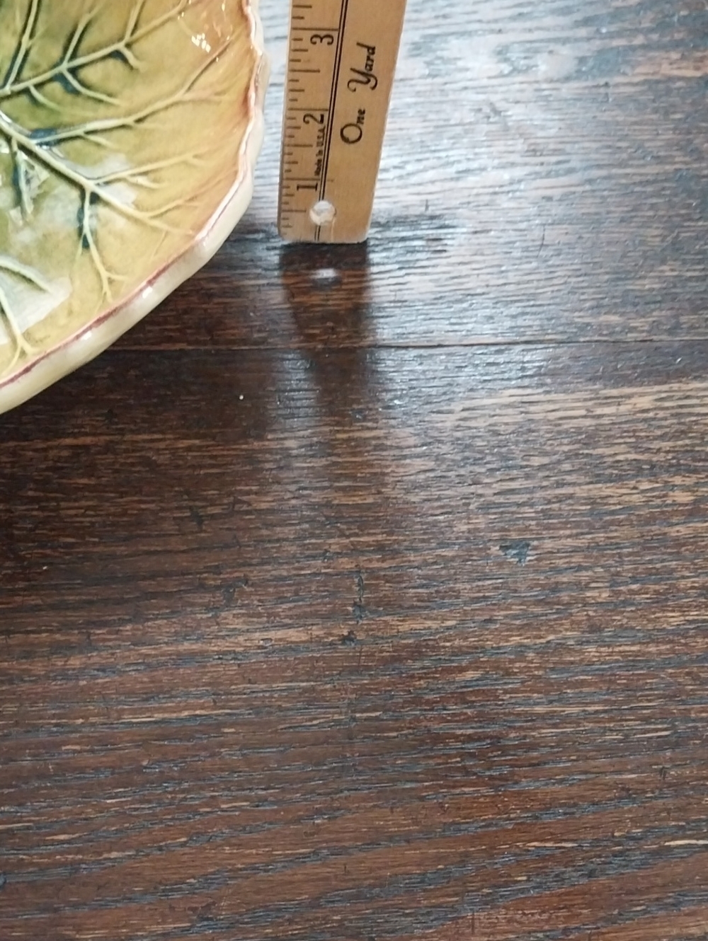Leaf Shaped Serving Or Salad Bowls - Picture 7 of 7